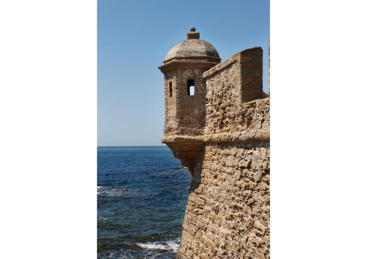 Apartamento Nebro Estrella Cádiz Buitenkant foto